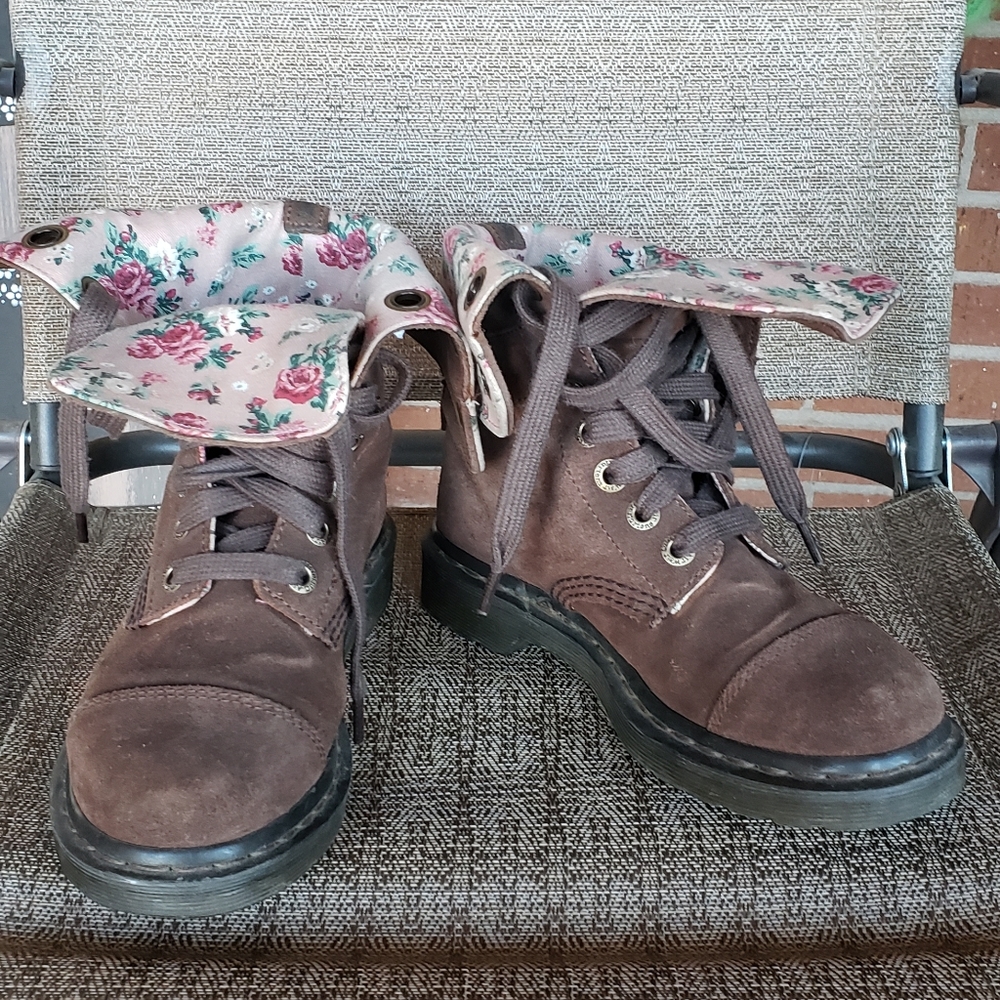 Suede Dr.Martins
